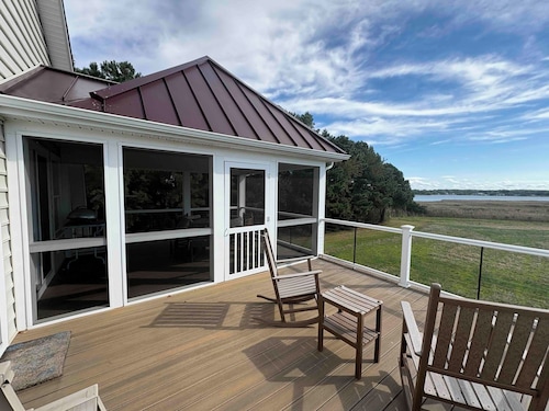 NEW KI Creek Retreat! 3BR/2bath water view, private house near KI wedding venues