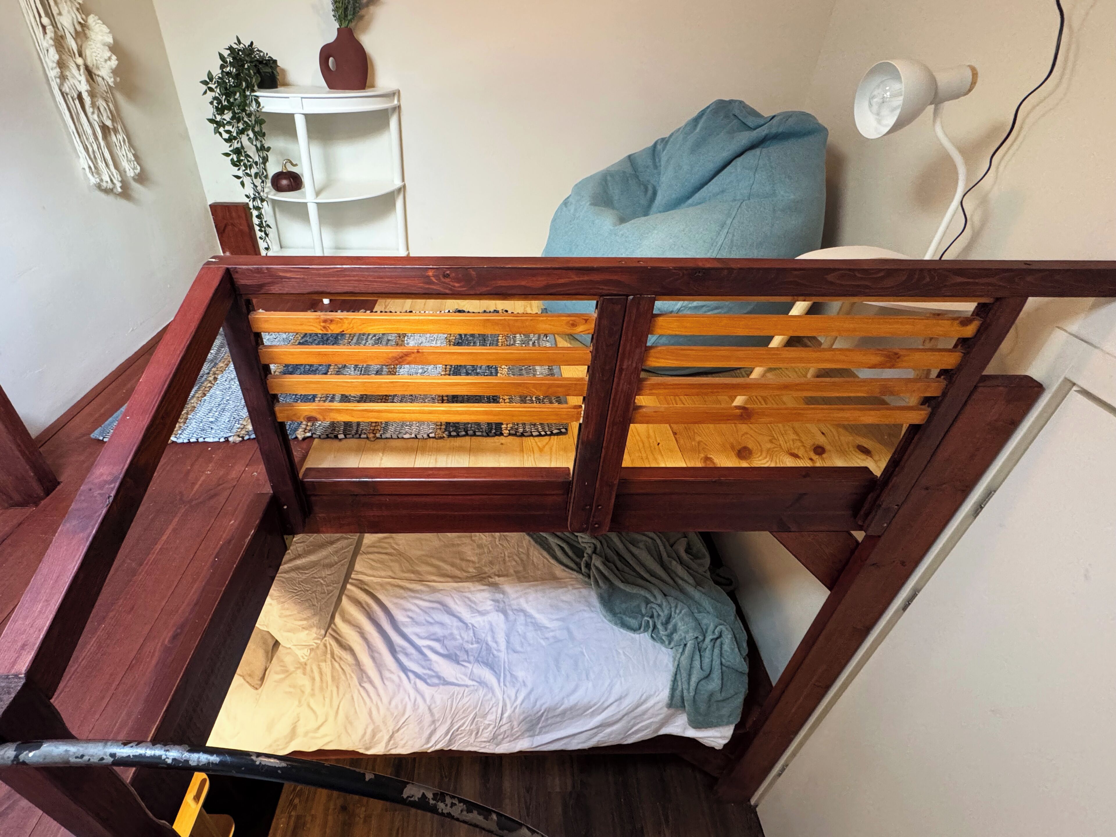 Economy Single Room | Free WiFi