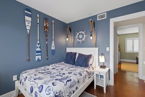 3 bedrooms, iron/ironing board, travel crib, free WiFi