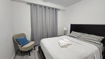 2 bedrooms, iron/ironing board, WiFi, bed sheets