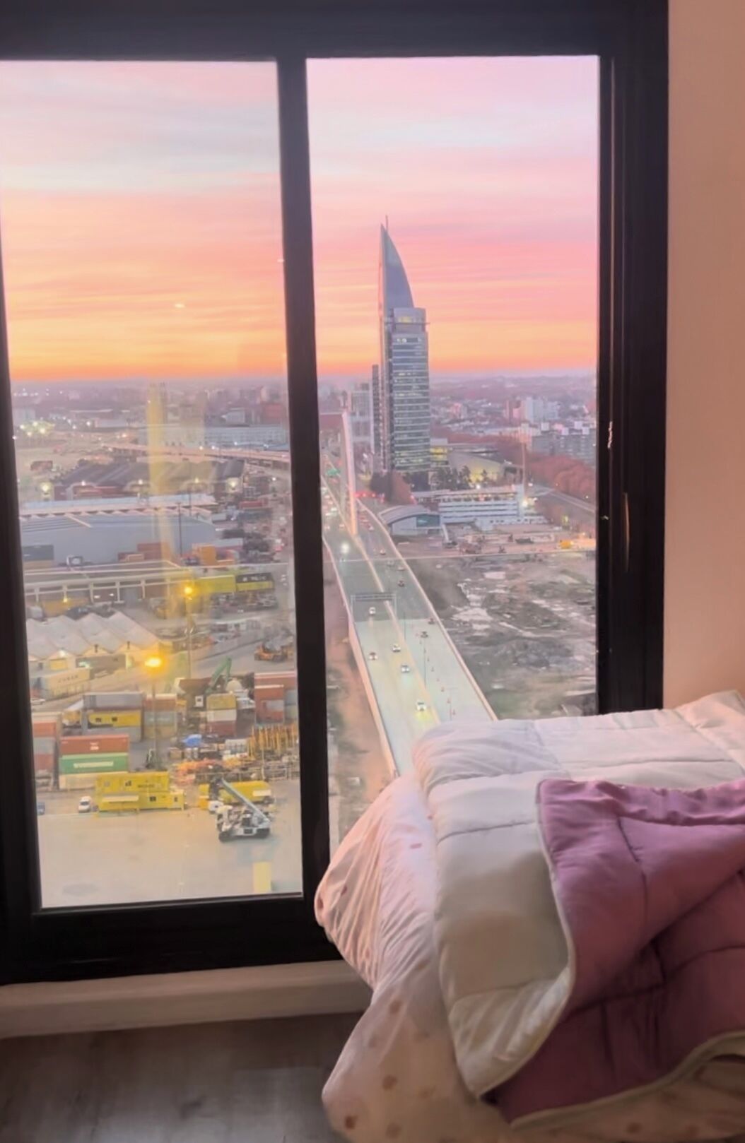 2 bedrooms, free WiFi, bed sheets, wheelchair access
