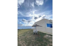 Property grounds - A villa on the waterfront (Kerkouane)