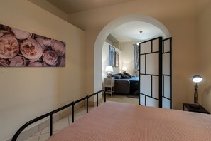 1 bedroom, iron/ironing board, travel cot, free WiFi