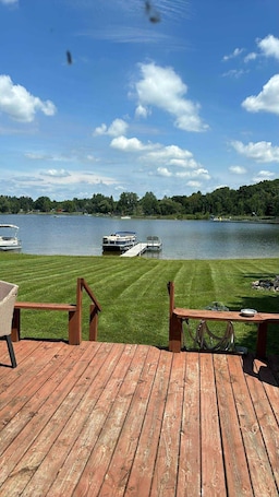 Property grounds. Gorgeous 3-bedroom house with lake access and boat.