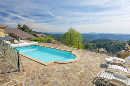 Pool. Chabannes / Malbosc Rental