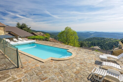 Chabannes / Malbosc Location – Accessible Vacation Home for 2 to 9 Guests