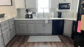 Microwave, oven, stovetop, dishwasher