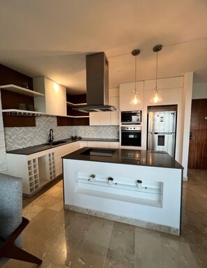 ميكروويف، فرن، موقد طهي مسطح