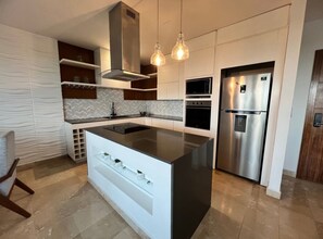 Mikrowelle, Ofen, Herdplatte