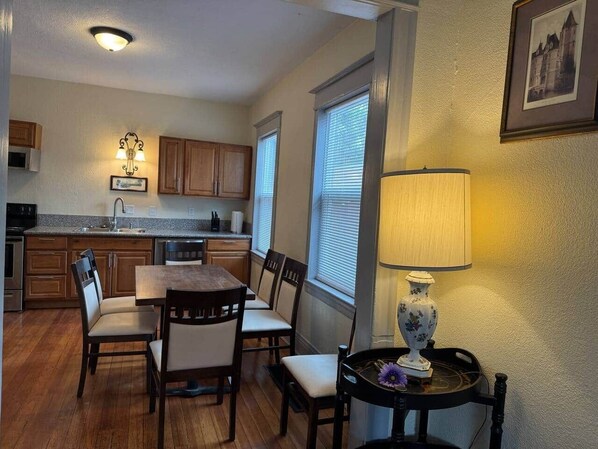 تناول الطعام