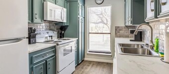 Sweet Dreams in Georgetown, TX -pets-long stays- private office