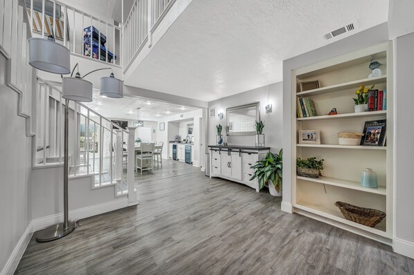 Interior - Unwind on the Deck - Steps from the Lake! (Willis)