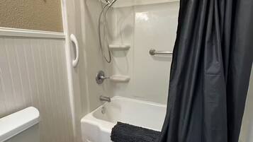 Hårtørrer, håndklæder, Sæbe, Shampoo