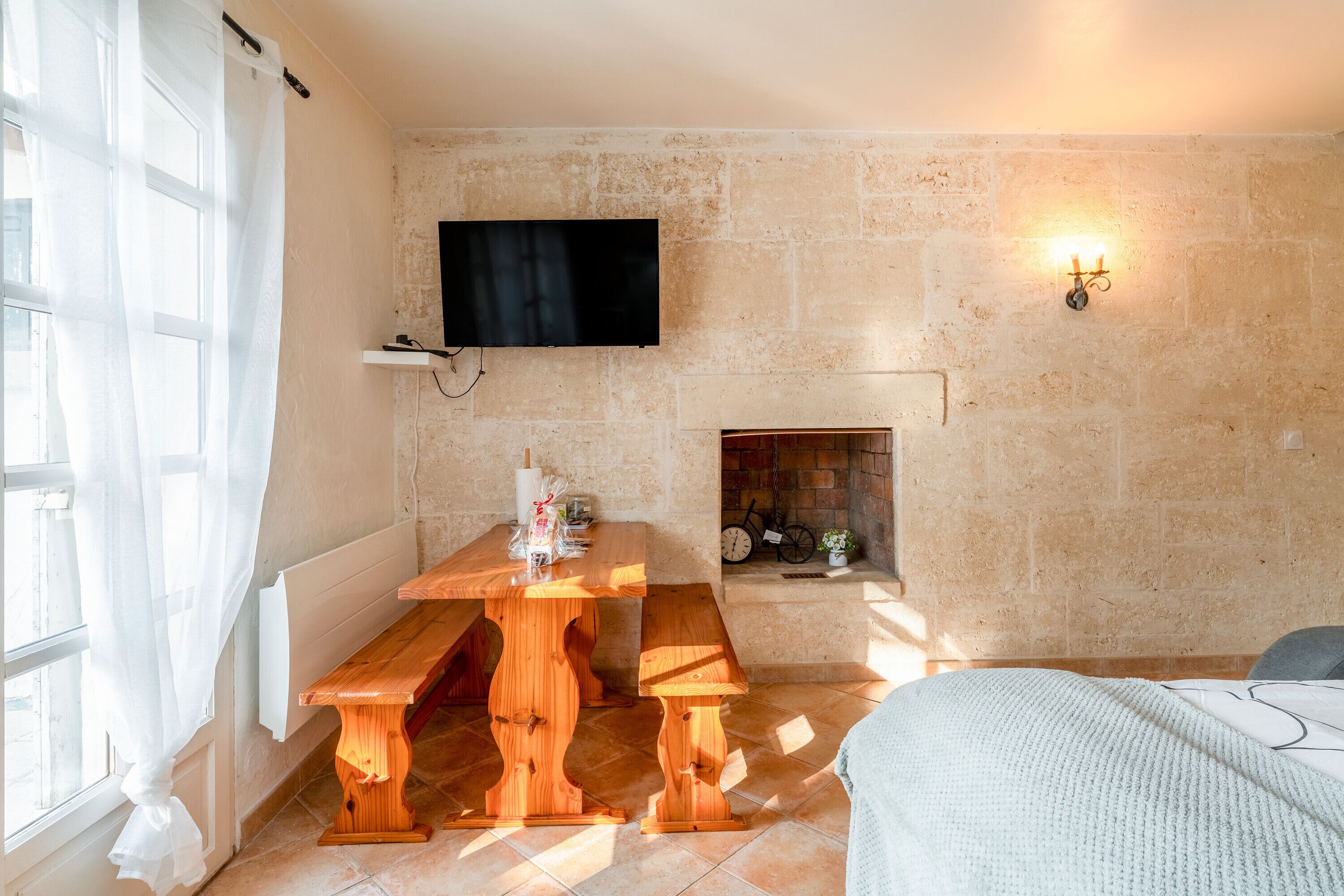 1 habitación, tabla de planchar con plancha, wifi y ropa de cama 