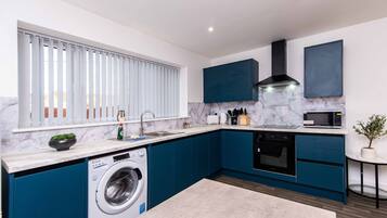 Apartemen, Boleh Merokok | 4 kamar tidur