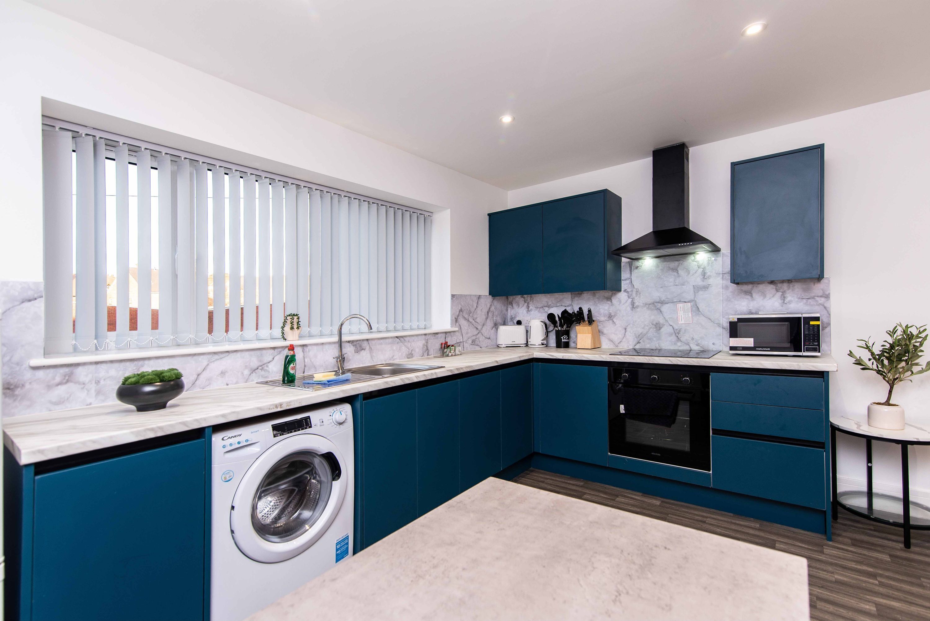 Apartment, Smoking | 4 bedrooms