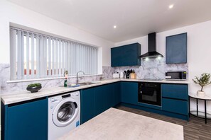Apartment, Smoking | 4 bedrooms - Chapel Street (Nottingham)
