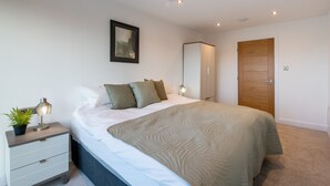Room - Axis Apartment (Leeds)