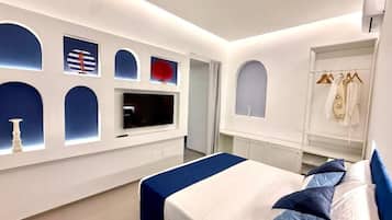 Departamento exclusivo, vista al jardín | Espacio para trabajar con laptop, cortinas blackout y insonorización