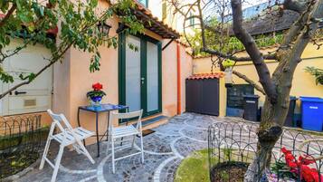 Exclusive Apartment, Garden View | Exterior