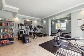 Interior - Michelina 406 (Cocoa Beach)