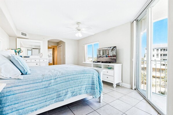 Apartment (3 Bedrooms) | Front of property