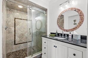 House (4 Bedrooms) | Bathroom - Mango Shores (Melbourne)