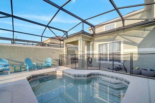 5BR Cozy  Paradise Palms Townhome, POOL, by Disney