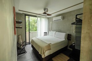 3 bedrooms, iron/ironing board, internet, bed sheets - Luxury Rooftop Oasis Plunge Pool & Outdoor Kitchen (Playa del Carmen)