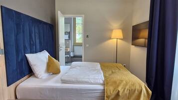 Comfort-Einzelzimmer | Zimmersafe, Schreibtisch, Verdunkelungsvorhänge, kostenloses WLAN