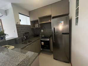 Oven, stovetop