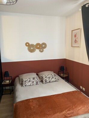 1 bedroom, WiFi, bed sheets