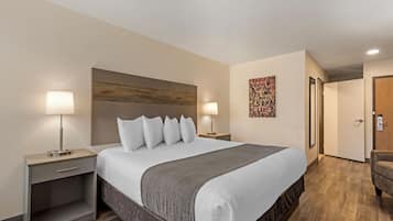 Suite Studio Standard, 1 trĂšs grand lit, baignoire avec barres dâappui, coin cuisine