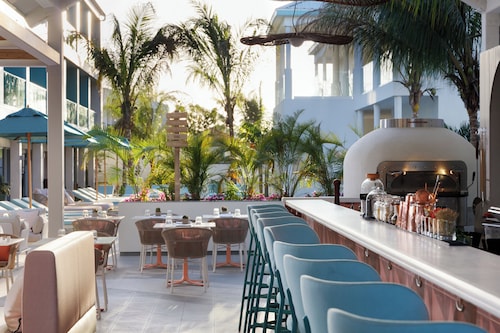 Hotel Indigo Turks Caicos Grace Bay by IHG