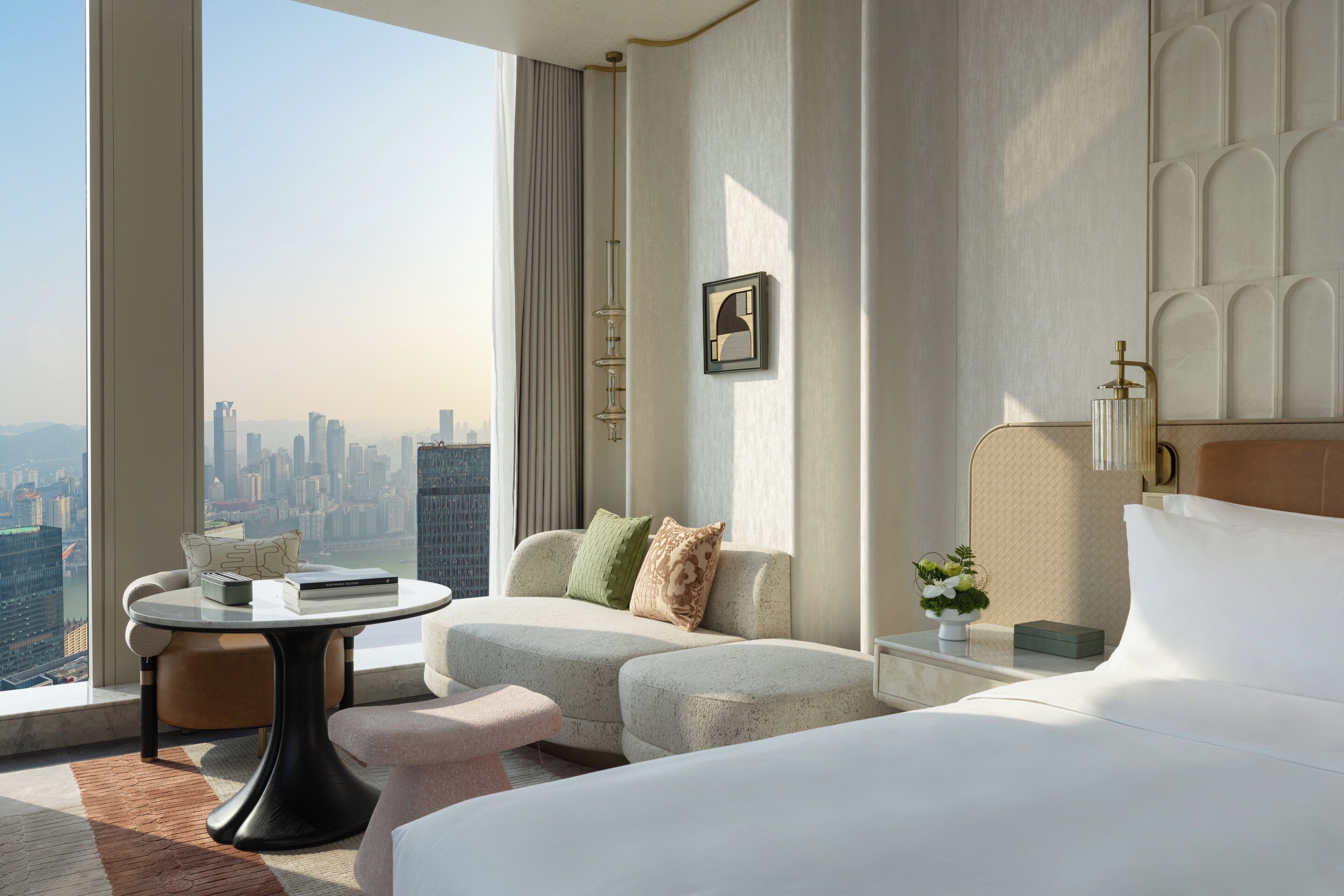 Suite, 1 très grand lit (Chaotianmen View) | Literie de qualité supérieure, matelas mémoire de forme, minibar