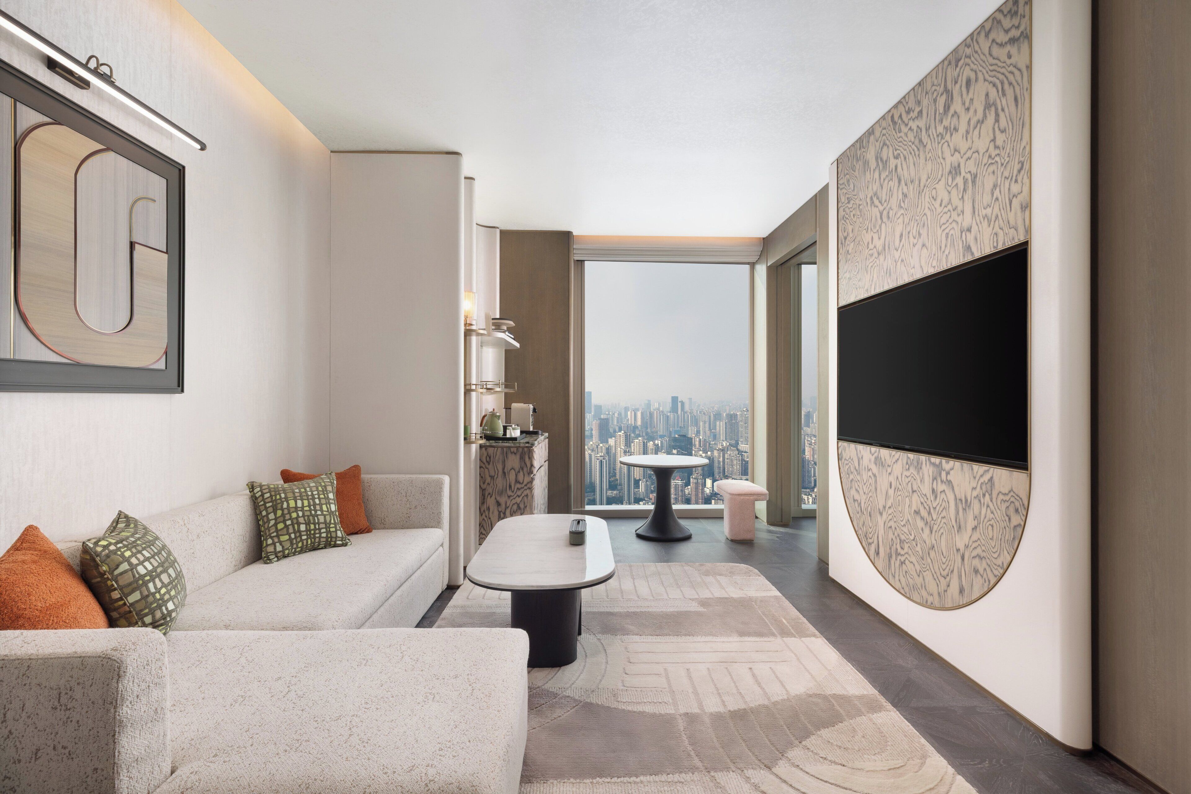 Suite, 1 chambre, vue fleuve | Literie de qualité supérieure, matelas mémoire de forme, minibar