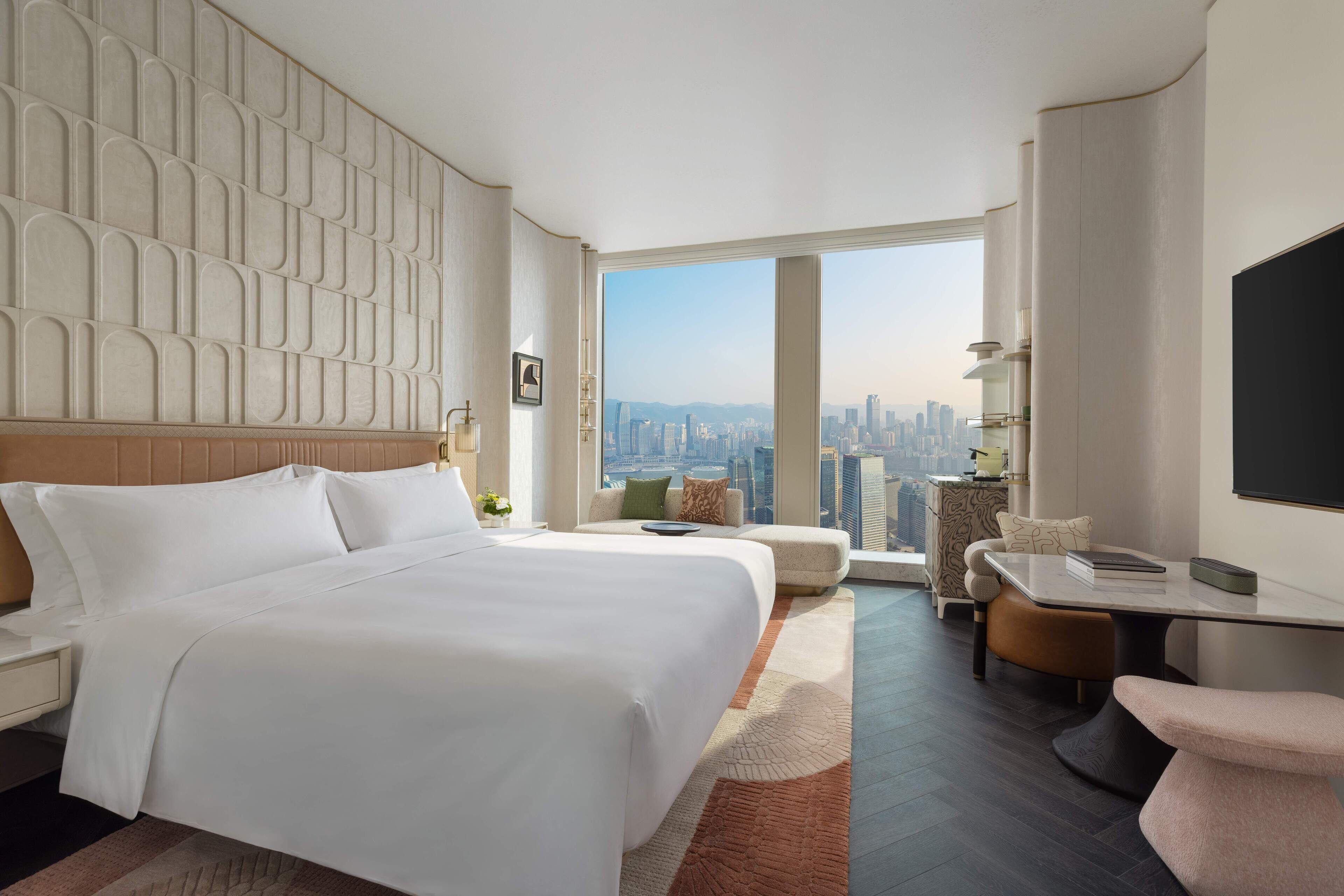 1 King Standard Chaotianmen View | Premium bedding, memory-foam beds, minibar, in-room safe