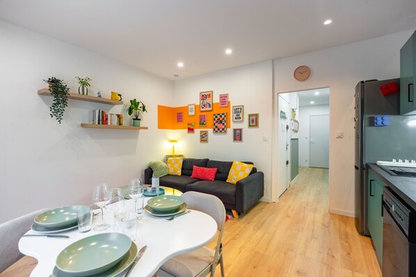 تناول الطعام