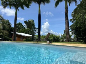 Pool - Sanoa lodge - Bungalow Climatisé (Baie-Mahault)