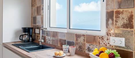 Kühlschrank, Ofen, Herdplatte, Geschirrspüler