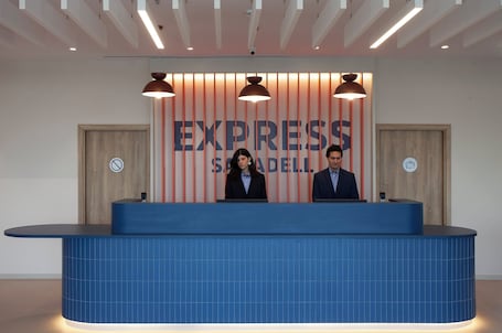Exterior. Holiday Inn Express & Suites Barcelona Sabadell by IHG