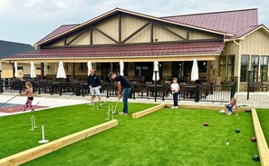 Restaurant - Alpen Bluffs Outdoor Resort (Gaylord)