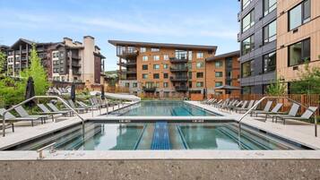 Outdoor pool, a heated pool