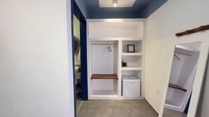 Quarto triplo superluxo