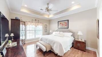 4 sovrum, strykjärn/strykbräda, wi-fi och sängkläder