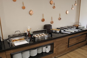 Gratis frukostbuffé varje dag