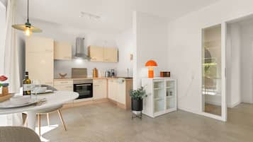 Kühlschrank, Ofen, Herdplatte, Geschirrspüler