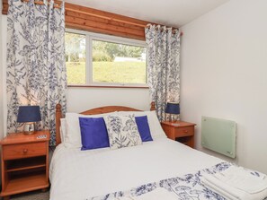 3 bedrooms, individually decorated, individually furnished, free WiFi