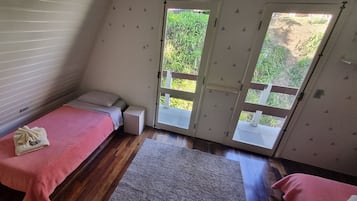 Dormitório compartilhado econômico | Wi-Fi de cortesia