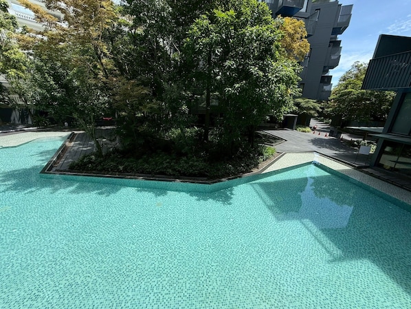 Suite Studio Supérieure, vue piscine | Vue depuis le balcon